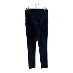 Thyme brand maternity jeans. Size M